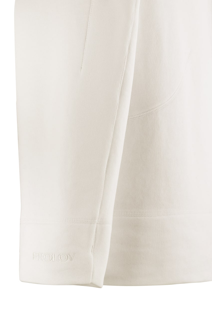 SWEATSHIRT WITH HANDMADE HEART EMBROIDERY (THREADS)